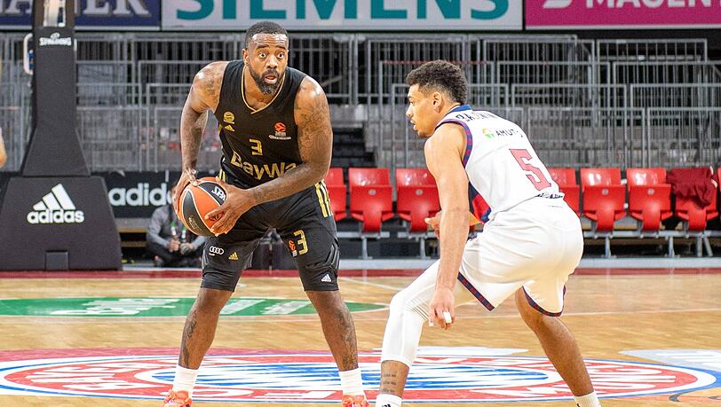 Die Basketballer des FC Bayern kassierten gegen Baskonia Vitoria-Gasteiz die dritte EuroLeague-Pleite in Folge.