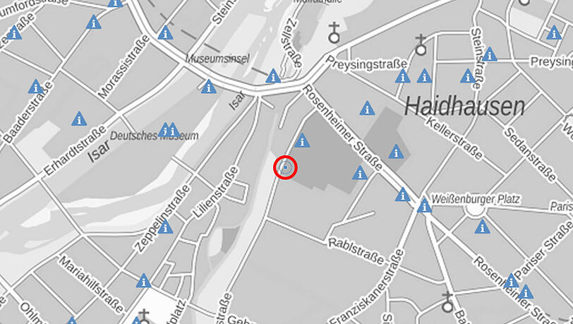 Die Karte zeigt die Mobilfunkmasten in der Nähe des Unfallorts in der Hochstraße. Der Vorfall ereignete sich ungefähr am roten Kreis. Ein Dreieck steht für eine Funkzelle. Die Karte zeigt die Mobilfunkmasten in der Nähe des Unfallorts in der Hochstraße. Der Vorfall ereignete sich ungefähr am roten Kreis. Ein Dreieck steht für eine Funkzelle.
