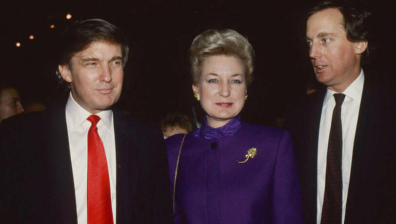 Donald Trump (li.) mit Schwester Maryanne Trump Barry und Robert Trump. Donald Trump (li.) mit Schwester Maryanne Trump Barry und Robert Trump.