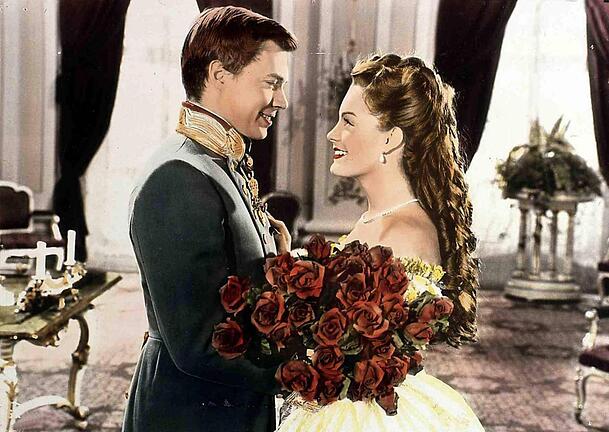 Mehr Einblicke in die Welt von Sisi als die im Films von 1956 von Sisi bekommt man in Possenhofen.