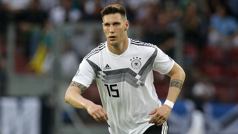 Niklas Süle (Deutschland): Der bei den Bayern gesetzte Innenverteidiger absolvierte auch bei der Nationalelf beide Partien über die volle Distanz. Aufgrund seines ungenauen Zuspiels auf Emre Can trug Süle eine große Mitschuld an dessen frühen Feldverweis. Durch den souveränen 3:0-Erfolg der DFB-Elf blieb Süles Patzer allerdings ohne schlimmere Folgen für die deutsche Nationalelf.