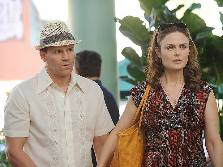 Ermitteln auch in ihren Flitterwochen: Booth (David Boreanaz) und Brennan (Emily Deschanel)