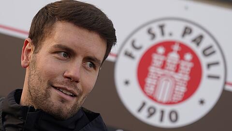 Der 29-jährige Fabian Hürzeler tritt beim FC St. Pauli die Nachfolge von Timo Schultz an.