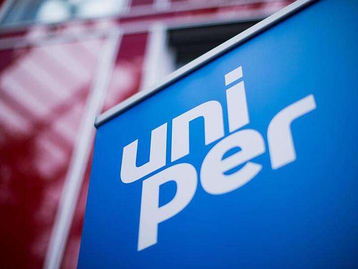 Das Logo von Uniper bei einer Bilanzpressekonferenz in der Düsseldorfer Konzernzentrale.