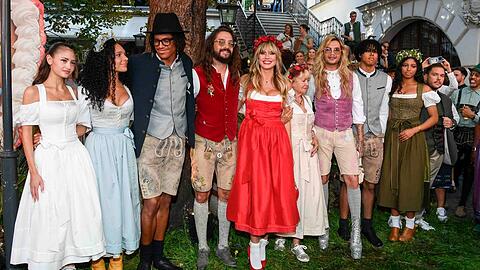 Heidi Klum mit der erweiterten Familie im vergangenen Jahr in M&uuml;nchen.