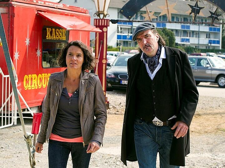 Lena Odenthal (Ulrike Folkerts) und Mario Kopper (Andreas Hoppe) bei den Ermittlungen im Zirkus Burani