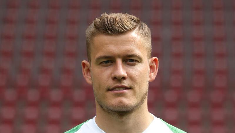 Augsburgs Spieler Alfred Finnbogason bei einem Termin. Foto: Karl-Josef Hildenbrand/Archiv Augsburgs Spieler Alfred Finnbogason bei einem Termin. Foto: Karl-Josef Hildenbrand/Archiv