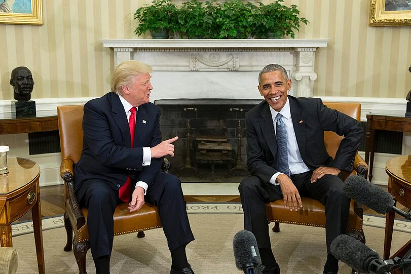 Barack Obama hat den zukünftigen Präsidenten Donald Trump im Oval Office empfangen.