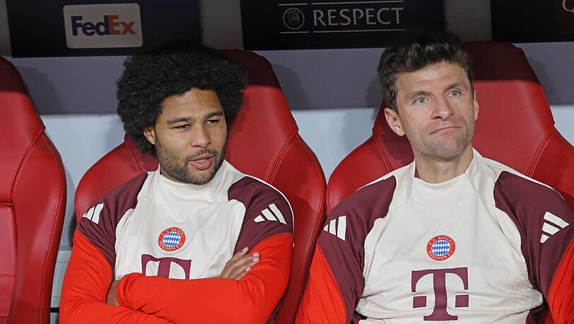 Die Verträge von Serge Gnabry und Thomas Müller laufen 2026 bzw. 2025 aus. Die Verträge von Serge Gnabry und Thomas Müller laufen 2026 bzw. 2025 aus.
