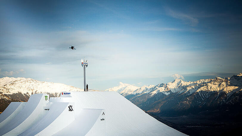 Spektakulärer Sport wird auch in diesem Jahr bei den "Nine Knights in Watles (Südtirol)geboten. Spektakulärer Sport wird auch in diesem Jahr bei den "Nine Knights in Watles (Südtirol)geboten.