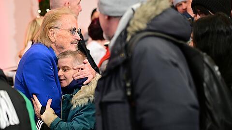 Seit 1995 organisiert der S&auml;nger Frank Zander Weihnachtsessen f&uuml;r Arme und Obdachlose.