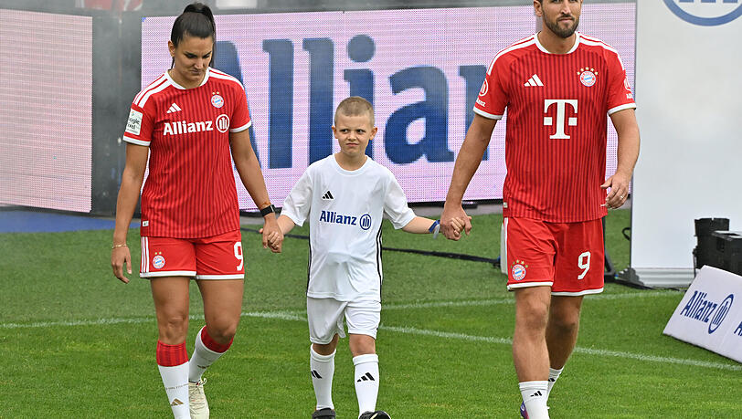 Heiß auf die neue Saison: Harry Kane. Links: Jovana Damnjanovic. Heiß auf die neue Saison: Harry Kane. Links: Jovana Damnjanovic.