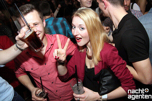 "Rock&rsquo;n Roll, Baby!" hieß es im Neuraum. Mehr Bilder unter: www.nachtagenten.de