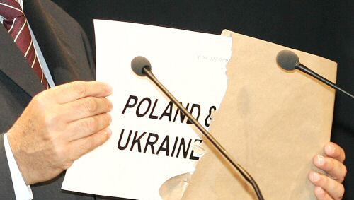 Es bleibt dabei: Die EM 2012 findet in Polen und der Ukraine statt Es bleibt dabei: Die EM 2012 findet in Polen und der Ukraine statt