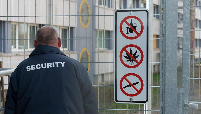 Die Sicherheit in Gemeinschaftsunterkünften ist ein vieldiskutiertes Thema.