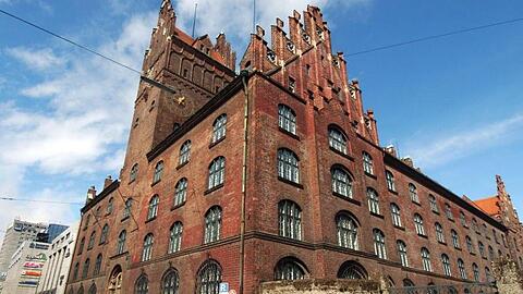 Außenansicht des Oberlandesgerichts (OLG) München in der Prielmayerstraße.
