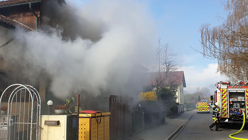 Bei dem Küchenbrand starb eine Katze. Bei dem Küchenbrand starb eine Katze.