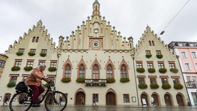 Das Rathaus in der Altstadt von Landshut. Foto: picture alliance/dpa/Archivbild Das Rathaus in der Altstadt von Landshut. Foto: picture alliance/dpa/Archivbild