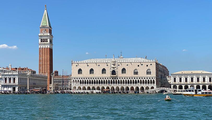 Venedig verlangt von Tagestouristen jetzt zehn Euro Eintritt. (Archivbild)