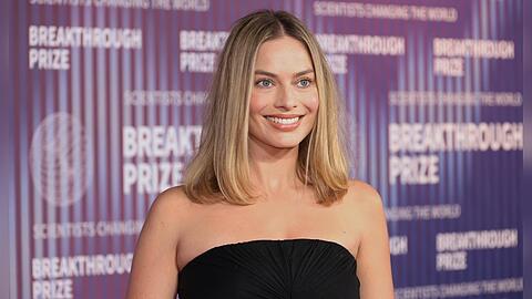 Margot Robbie feierte als "Barbie" einen gewaltigen Erfolg im Kino - mit einem Sequel hat sie es dennoch nicht eilig.