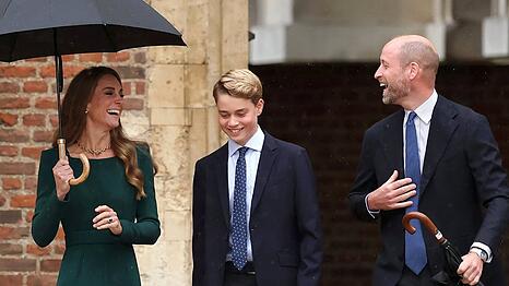 Prinz William (r.) und Prinzessin Kate begleiteten Prinz George im September zu seinem ersten Schultag am Eton College.