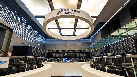 Handelsraum der Deutschen B&ouml;rse in Frankfurt: Der Dax erreicht ein Rekordhoch (Archivbild)