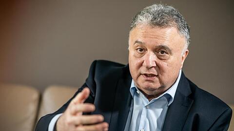 "Wir mögen manchmal Differenzen in politischen Fragen haben. Aber das heißt nicht, dass jemand antisemitisch ist, wenn er nicht mit uns einer Meinung ist", sagt Issacharoff.