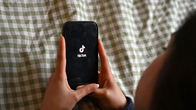Gegen die Online-Plattform TikTok des chinesischen Anbieters ByteDance laufen mehrere EU-Verfahren. (Symbolbild) Gegen die Online-Plattform TikTok des chinesischen Anbieters ByteDance laufen mehrere EU-Verfahren. (Symbolbild)