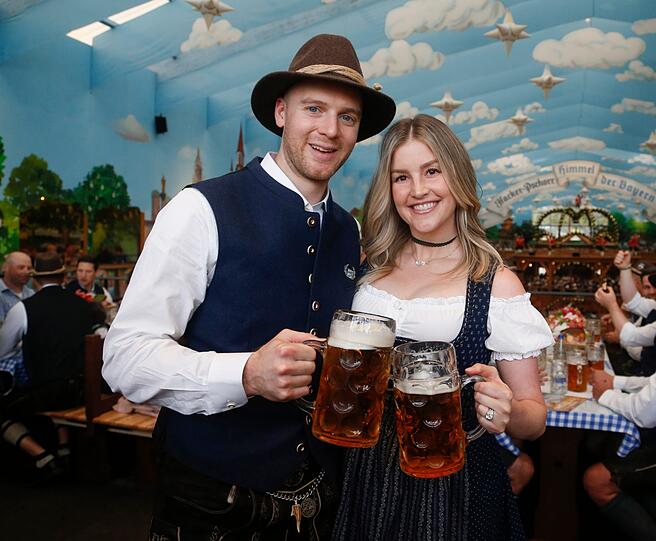 Matt Stajan mit Frau Kathie.