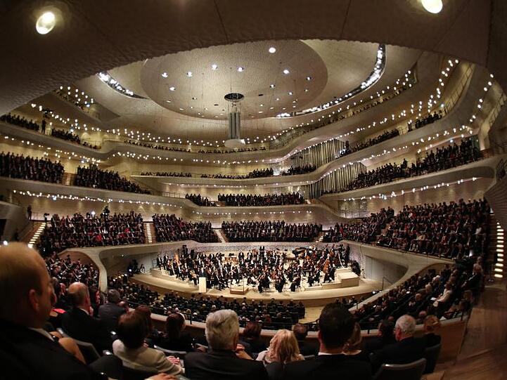 Der Konzertsaal der Elbphilharmonie bei der Eröffnung des Gebäudes.