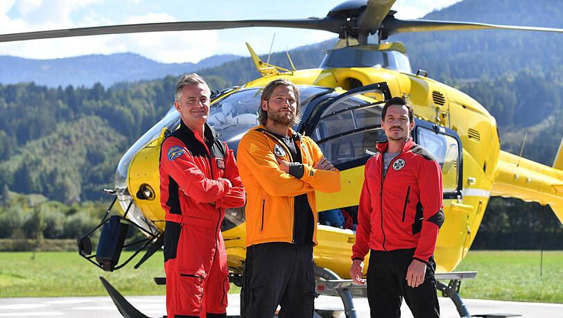 Was erwartet die Zuschauer in den neuen "Bergretter"-Folgen? Der Trailer zu Staffel 17 gibt Aufschluss. Was erwartet die Zuschauer in den neuen "Bergretter"-Folgen? Der Trailer zu Staffel 17 gibt Aufschluss.