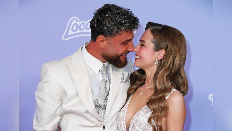 Umut Tekin und Lena Goldstein zeigten sich ganz verliebt bei den "Reality Awards".