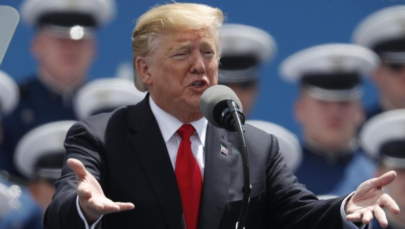 Donald Trump wirft Mexiko "passive Kooperation" vor. Donald Trump wirft Mexiko "passive Kooperation" vor.
