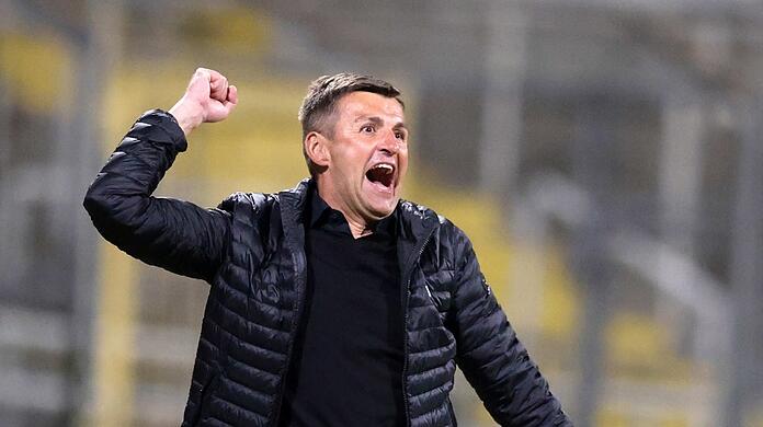 "Mich juckt, dass wir gegen Duisburg verloren haben und gegen Halle anders auftreten müssen", sagt Löwen-Coach Köllner.