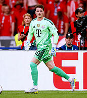 Jonas Urbig wechselte im Januar 2025 zum FC Bayern.