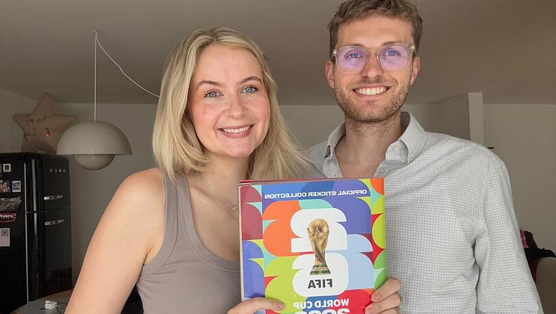 Im Sammelfieber: Katharina Harbs und ihr Freund Laurin Ernst haben schon drei Tauschtreffen veranstaltet. Im Sammelfieber: Katharina Harbs und ihr Freund Laurin Ernst haben schon drei Tauschtreffen veranstaltet.