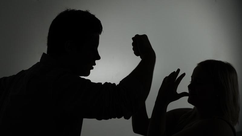 Häusliche Gewalt gegen Frauen ist keine Seltenheit. Und trotzdem fehlt es an Plätzen in Einrichtungen, die Betroffenen Schutz bieten können. (Symbolbild) Häusliche Gewalt gegen Frauen ist keine Seltenheit. Und trotzdem fehlt es an Plätzen in Einrichtungen, die Betroffenen Schutz bieten können. (Symbolbild)