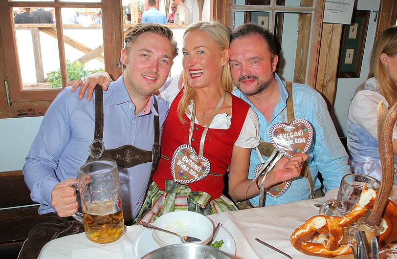 Marie-Louise "Lilly" Prinzessin zu Sayn-Wittgenstein-Berleburg mit ihrem Bruder (l.) und Alexander Fürst zu Schaumburg-Lippe.