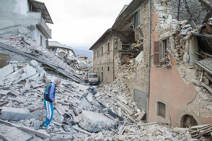 Ein ganzer Landstrich wurde niedergerüttelt: Das schwere Erdbeben in Italien hat auch mehrere Kinder verschüttet.