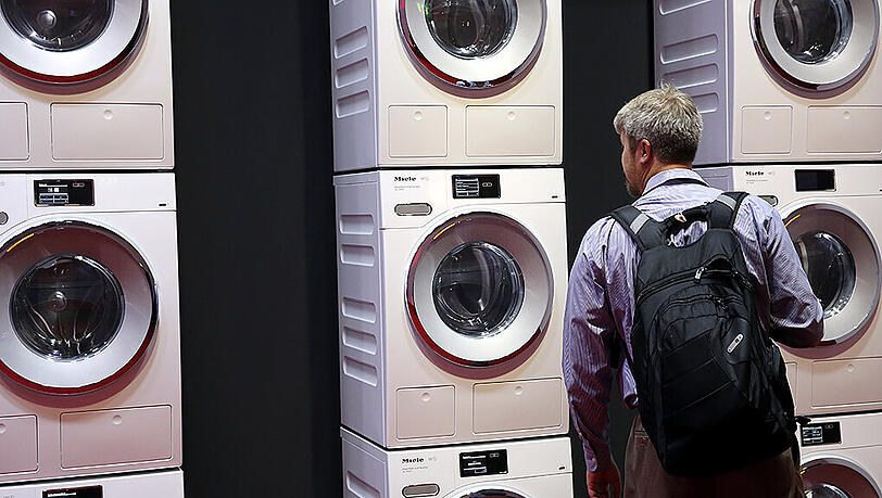 IFA in Berlin: Am Freitag öffnete die weltgrößte Elektronikmesse auch für das Publikum. IFA in Berlin: Am Freitag öffnete die weltgrößte Elektronikmesse auch für das Publikum.