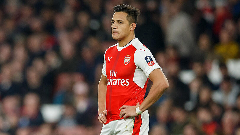 Der Vertrag von Alexis Sanchez beim FC Arsenal läuft zum 30. Juni w018 aus. Bisher konnten sich Spieler und Klub noch nicht auf eine Verlängerung des Arbeitspapiers einigen.