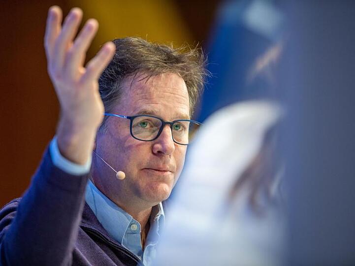 Nick Clegg, Politikchef von Facebook, hat die Entscheidung verteidigt, anders als Twitter und Google an Werbung mit politischen Inhalten festzuhalten.