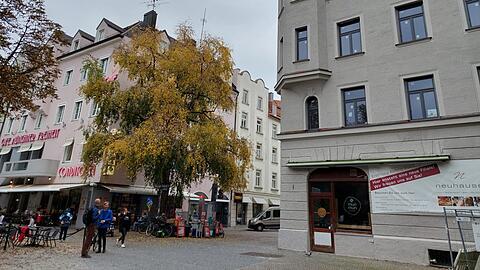 Direkt neben dem Café Münchner Freiheit entsteht die vierte Neuhauser-Filiale. Aktuell ist sie noch eine Baustelle. Das gesamte Haus wird gerade generalsaniert.