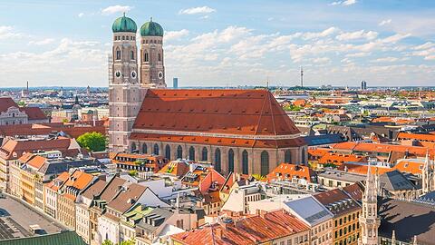 Die Frauenkirche ist eines der Wahrzeichen Münchens.