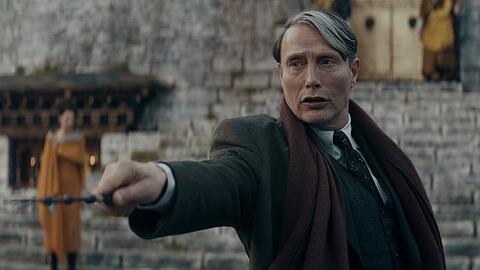Mads Mikkelsen als Gellert Grindelwald im Fantasy-Abenteuer "Phantastische Tierwesen: Dumbledores Geheimnisse".