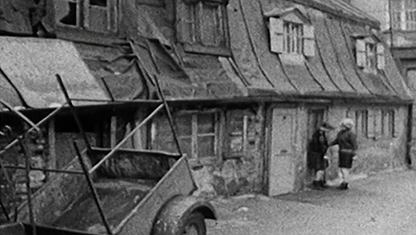 1950er Jahre: In der Senke "An der Kreppe" zwischen Max-Weber- und Wiener Platz. 1950er Jahre: In der Senke "An der Kreppe" zwischen Max-Weber- und Wiener Platz.