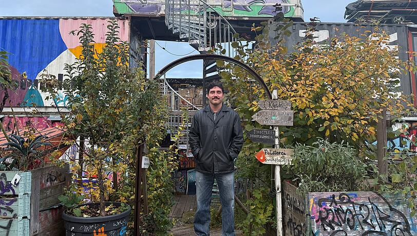 Daniel Hahn erinnert sich noch an die Anfänge des Bahnwärter Thiel: „Teilweise mussten wir schauen, wie wir das Spritgeld für unseren Gabelstapler auftreiben, um weiterzuarbeiten.“ Heute sind die Herausforderungen andere.