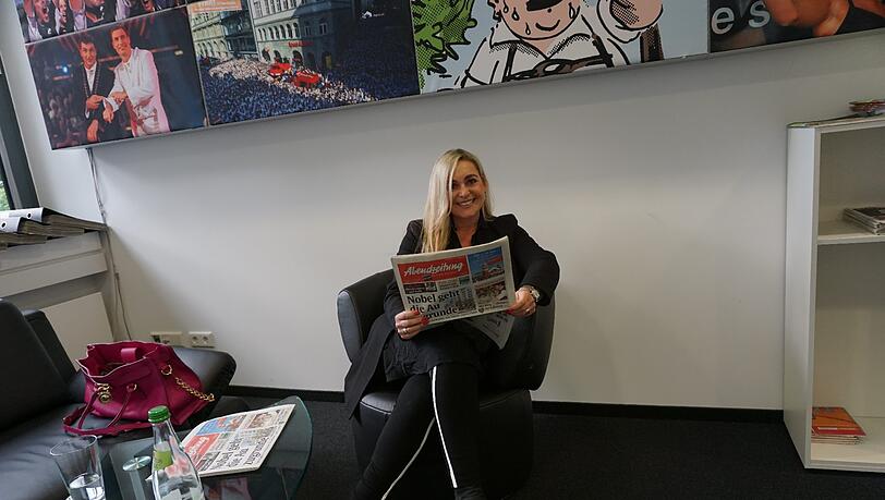 Bettina Schmitz-Gemeri zu Besuch in der AZ-Redaktion. Bettina Schmitz-Gemeri zu Besuch in der AZ-Redaktion.