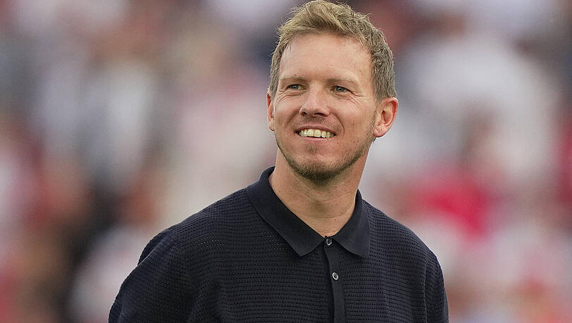 Der deutsche DFB-Trainer Julian Nagelsmann hat es Andrea Kiewel wohl sehr angetan. Der deutsche DFB-Trainer Julian Nagelsmann hat es Andrea Kiewel wohl sehr angetan.