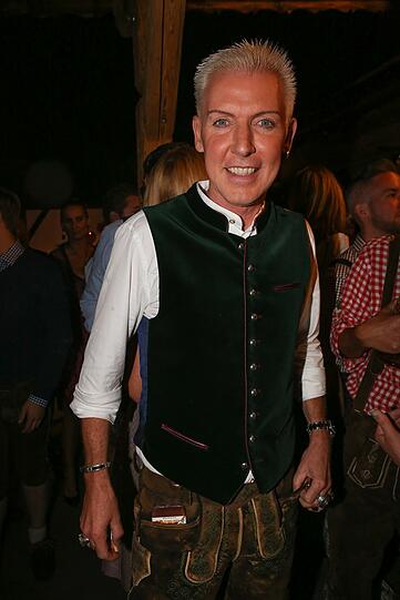 Wer machte außerdem Käfers Wiesn Schänke unsicher? H.P. Baxxter...